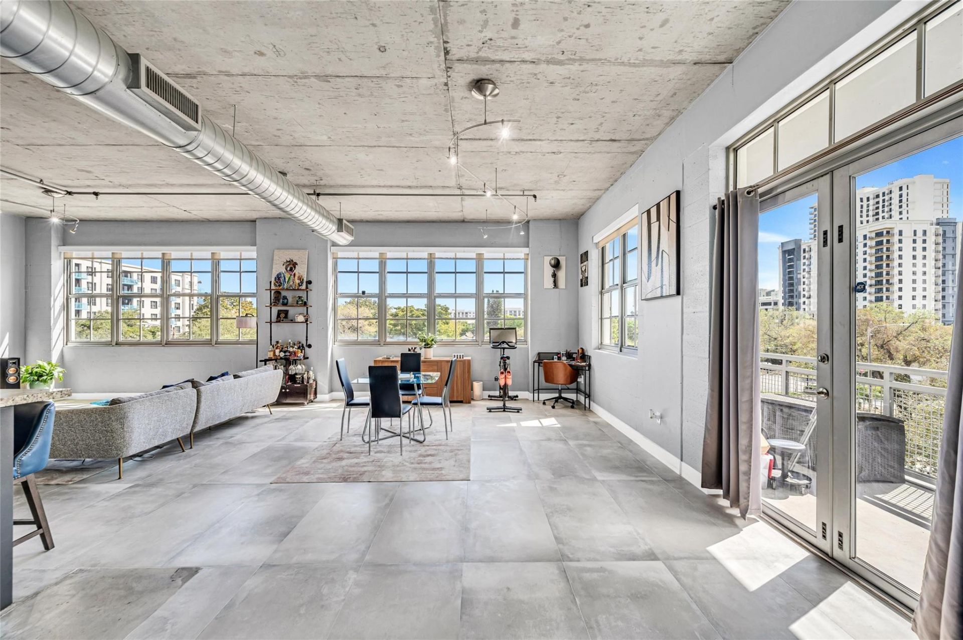 435 N Andrews Avenue, Unit 301, Fort Lauderdale, FL 33301 Photo