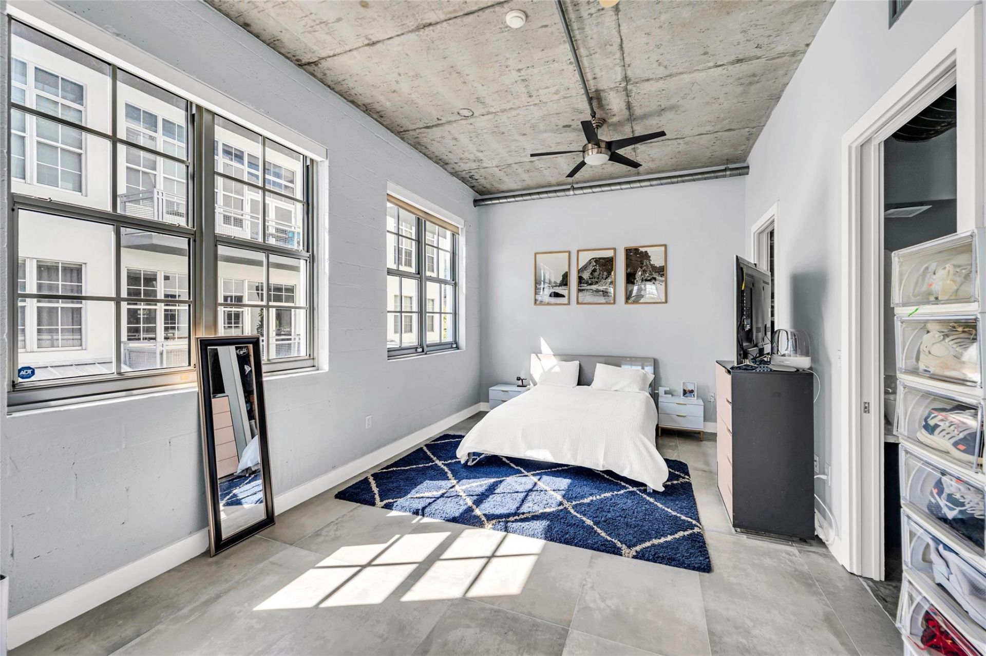 435 N Andrews Avenue, Unit 301, Fort Lauderdale, FL 33301 Photo