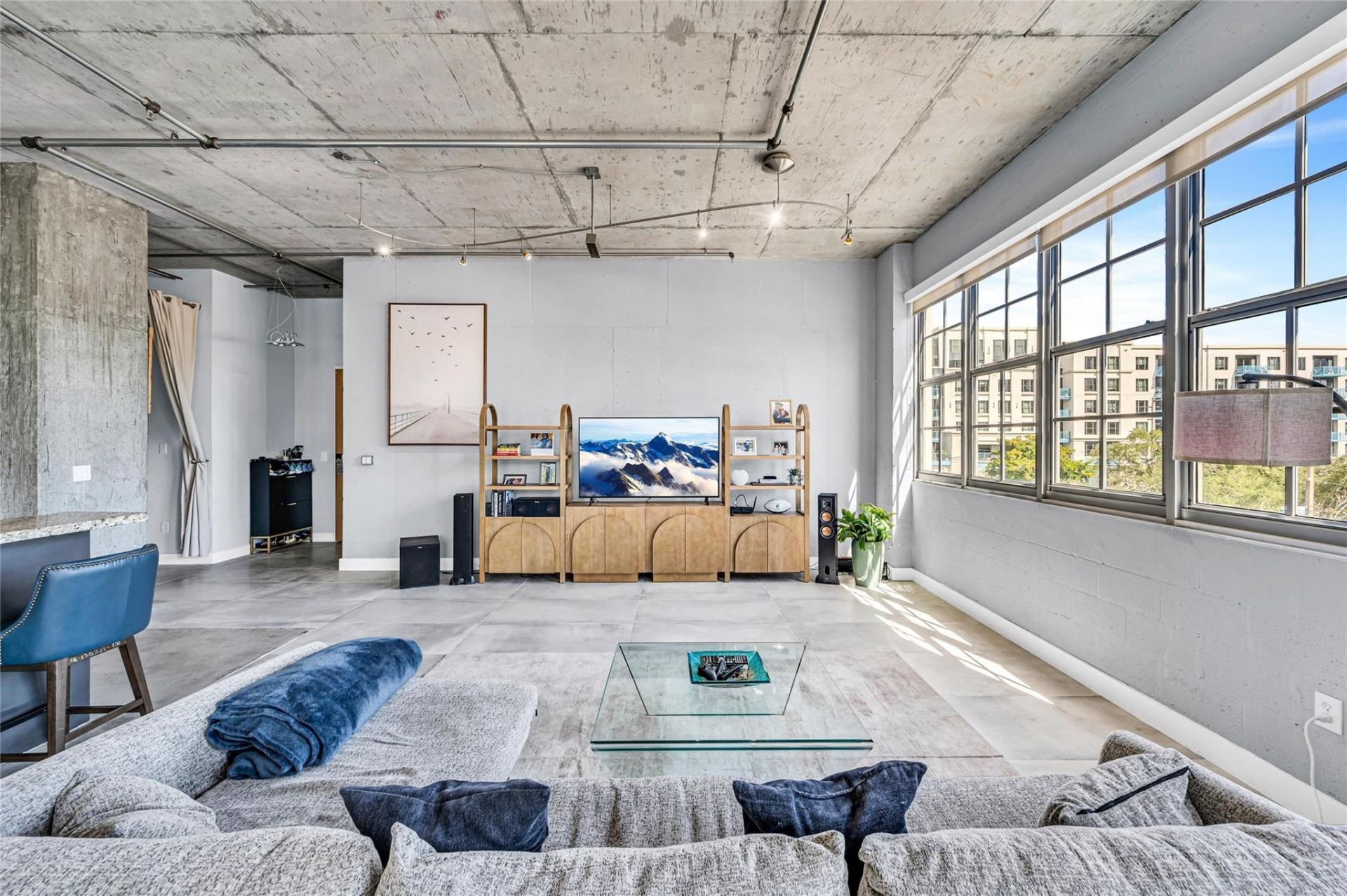 435 N Andrews Avenue, Unit 301, Fort Lauderdale, FL 33301 Photo