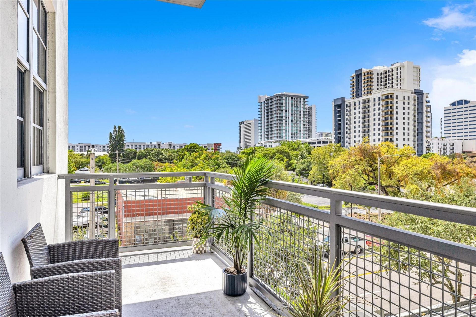 435 N Andrews Avenue, Unit 301, Fort Lauderdale, FL 33301 Photo