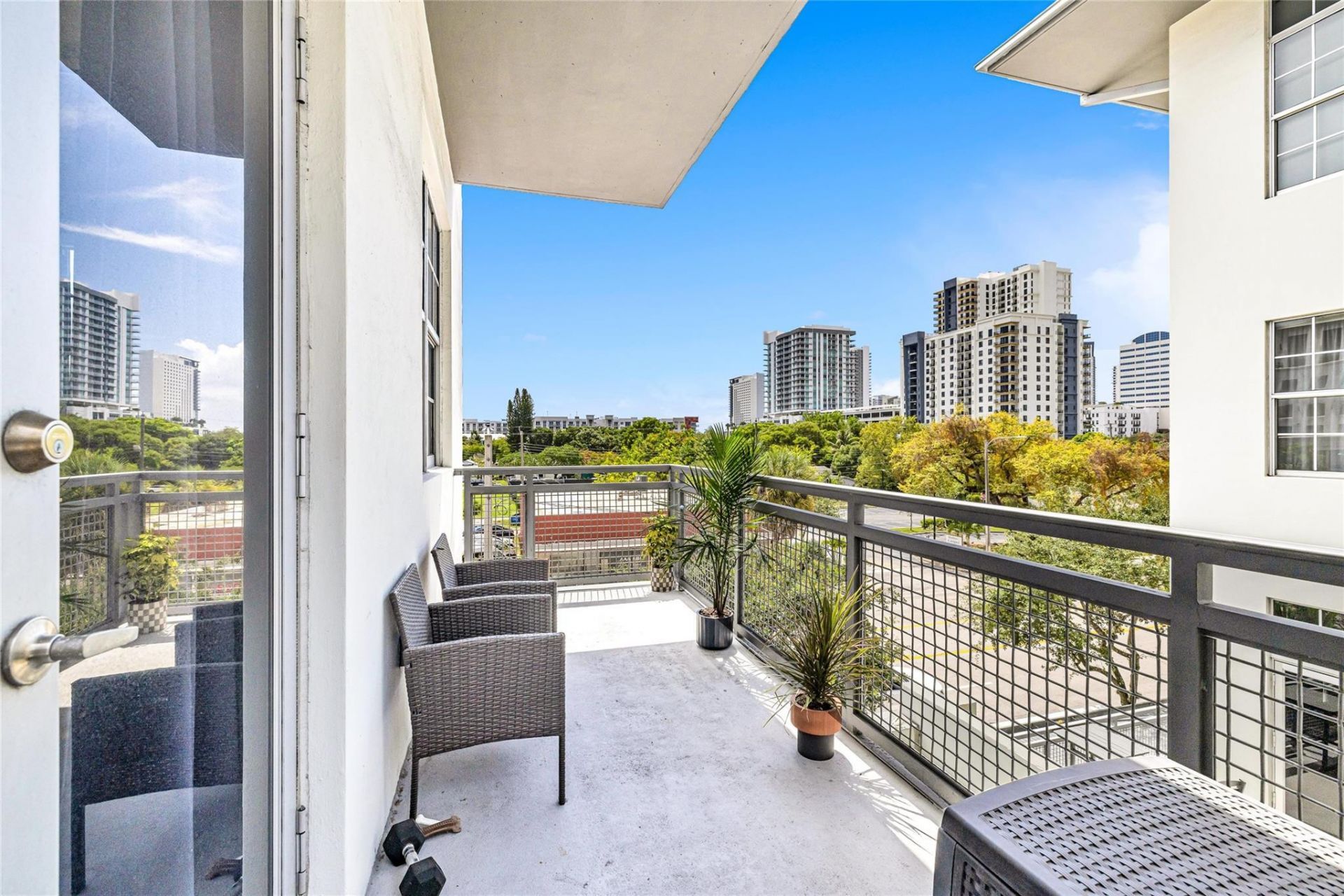 435 N Andrews Avenue, Unit 301, Fort Lauderdale, FL 33301 Photo