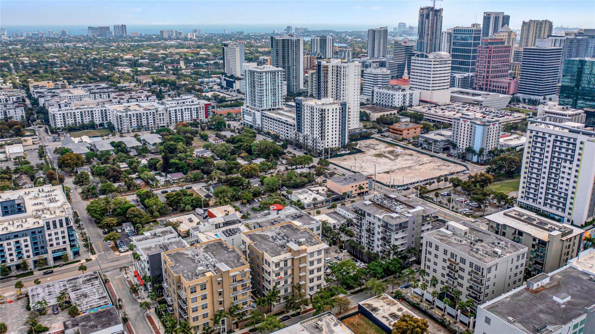 435 N Andrews Avenue, Unit 301, Fort Lauderdale, FL 33301 Photo