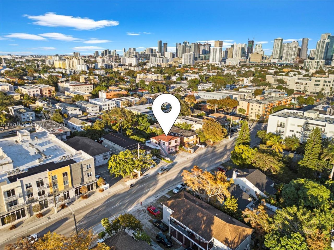 937 SW 7th St , Miami, FL 33130 Photo