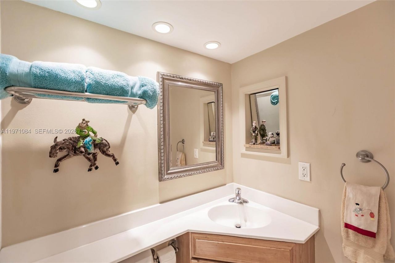 1698 S Ocean Ln, Unit 171, Fort Lauderdale, FL 33316 Photo