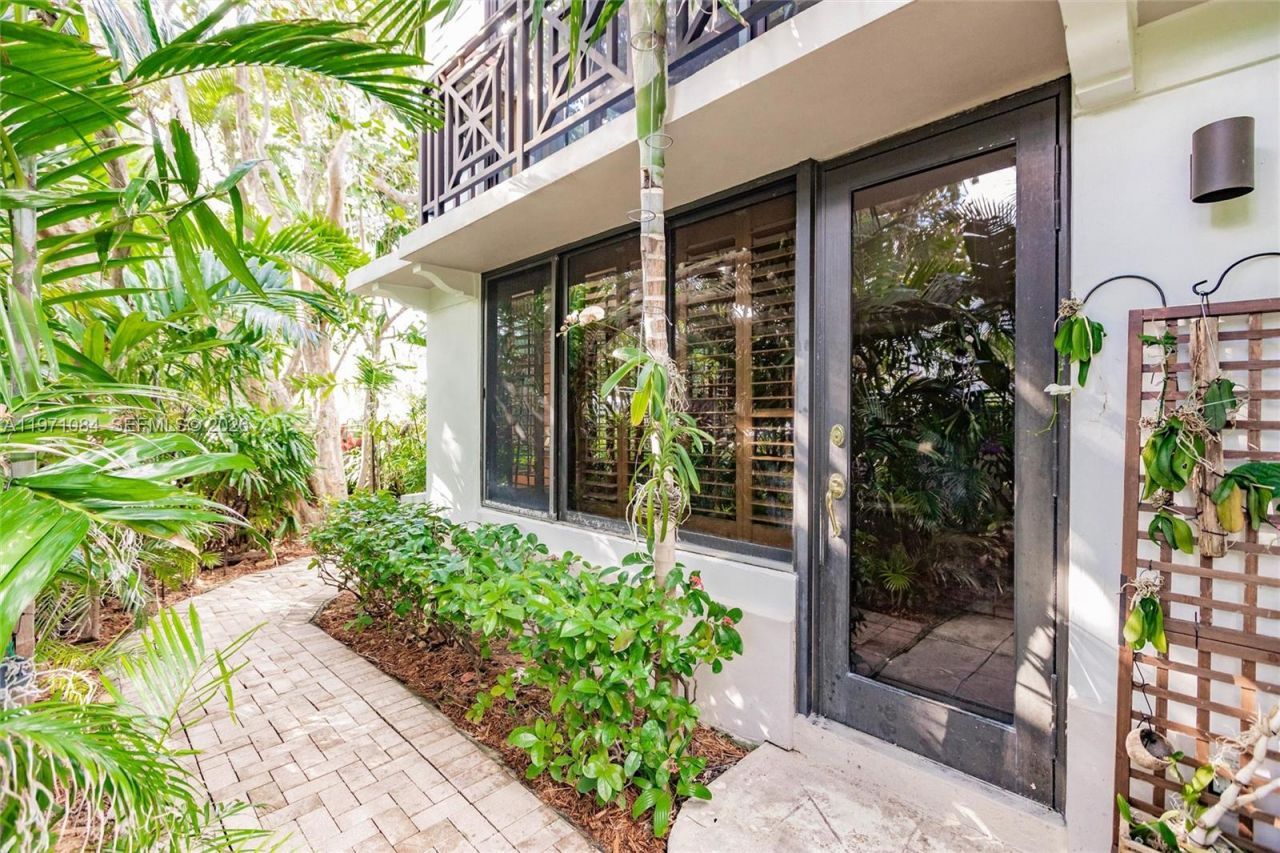 1698 S Ocean Ln, Unit 171, Fort Lauderdale, FL 33316 Photo