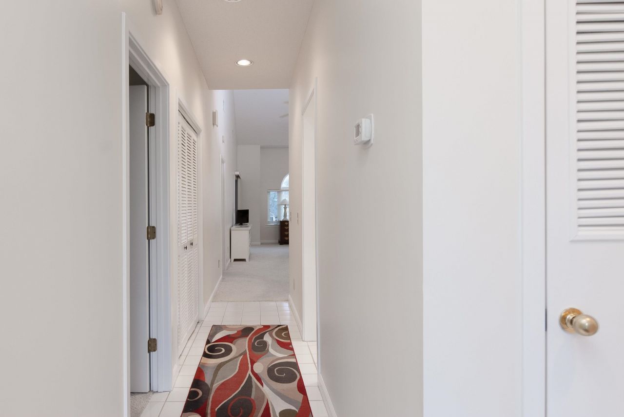 808 Castleford Circle  Photo 10