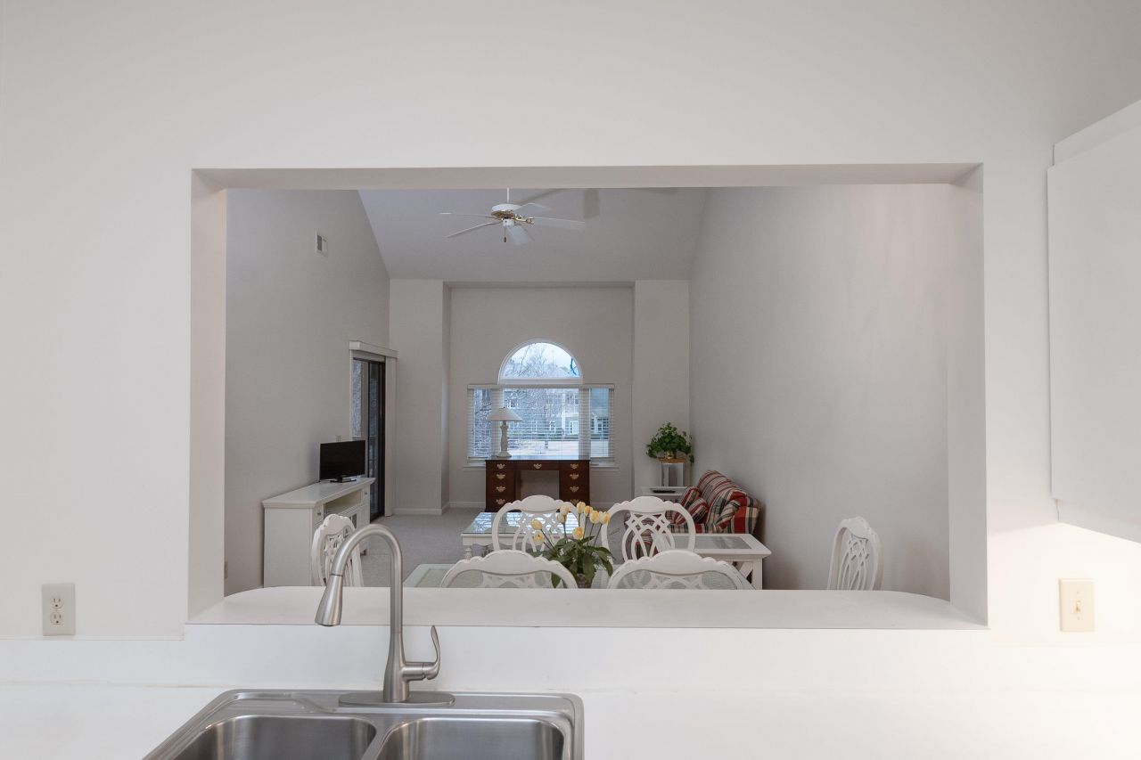 808 Castleford Circle  Photo 14