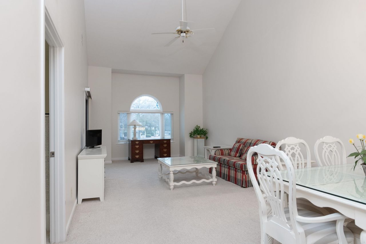 808 Castleford Circle  Photo 24