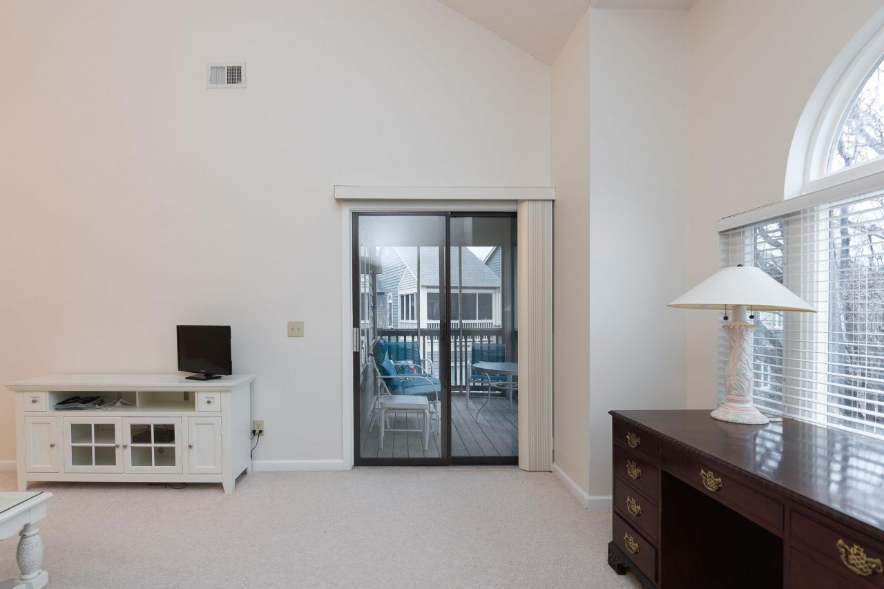 808 Castleford Circle  Photo 25