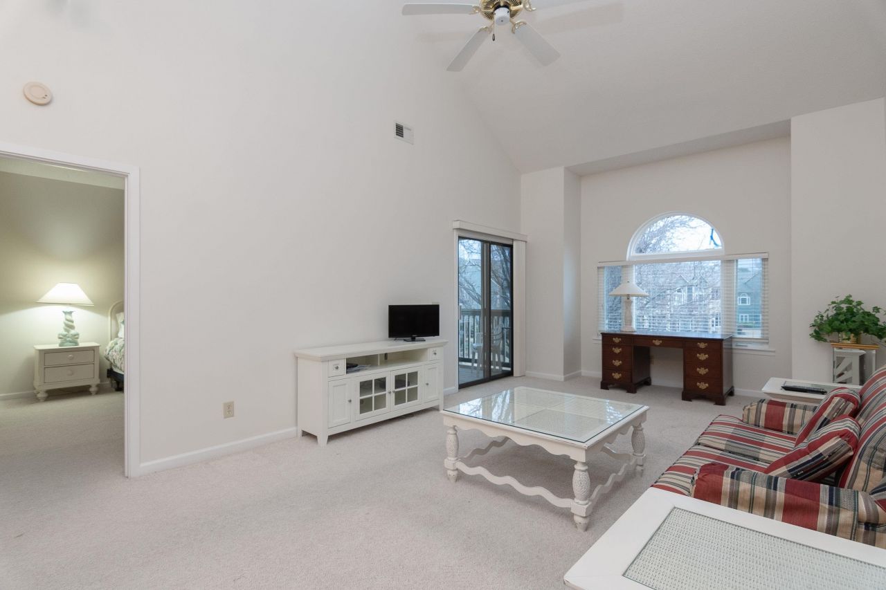 808 Castleford Circle  Photo 27