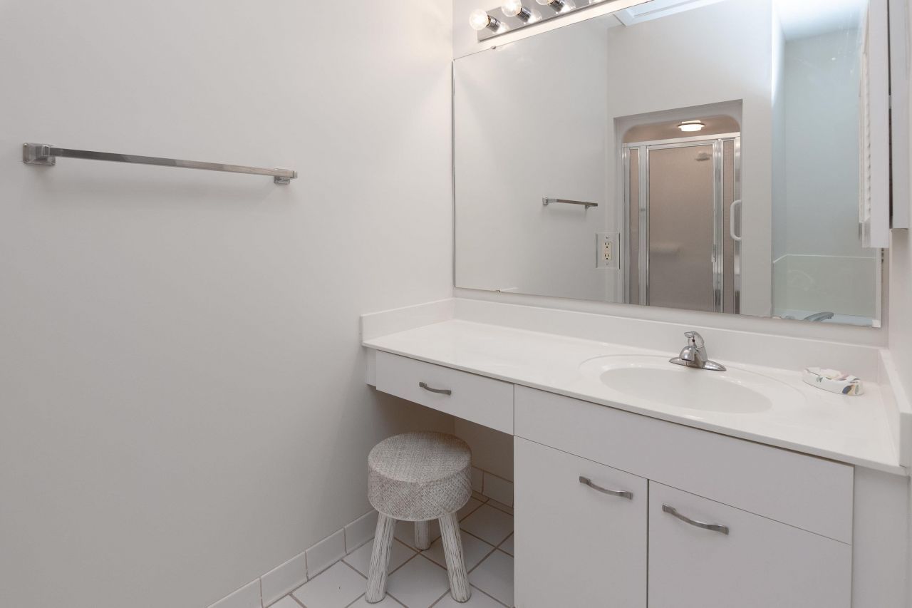 808 Castleford Circle  Photo 33