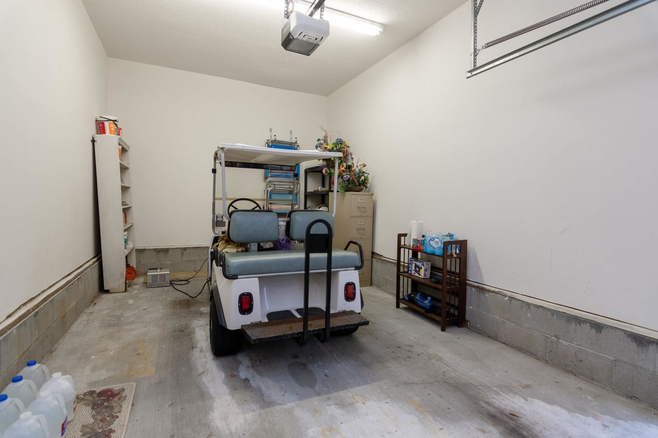 808 Castleford Circle  Photo 39