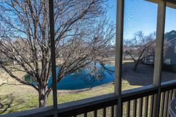 808 Castleford Circle  photo 4