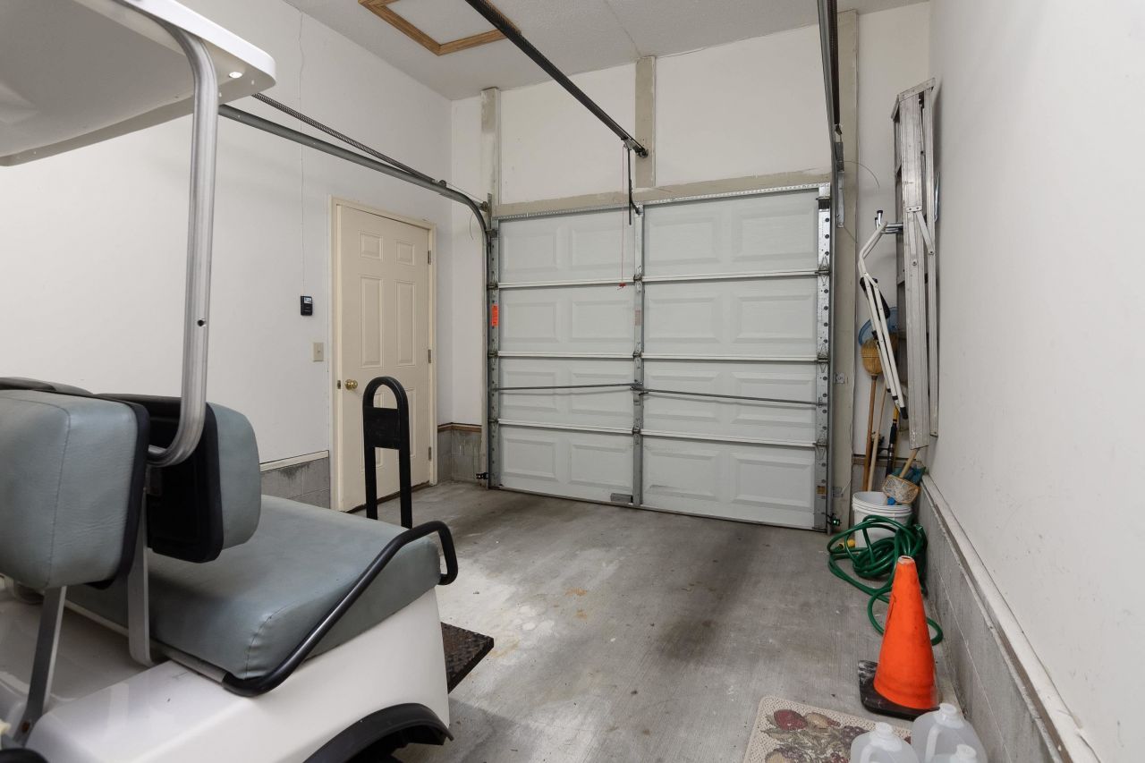 808 Castleford Circle  Photo 41