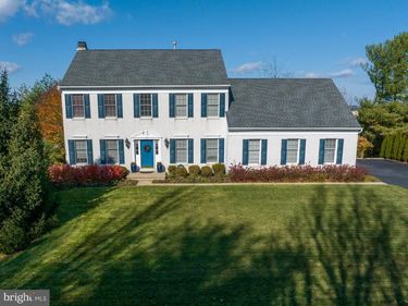 3707 OAKWOOD TRAIL, ALLENTOWN, PA 18103