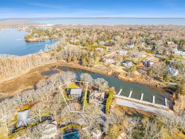 9 Helens Lane, Southampton, NY 11968