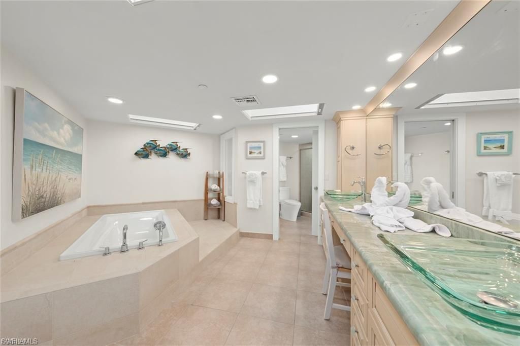 1602 Lands End Village , Captiva, FL 33924 Photo