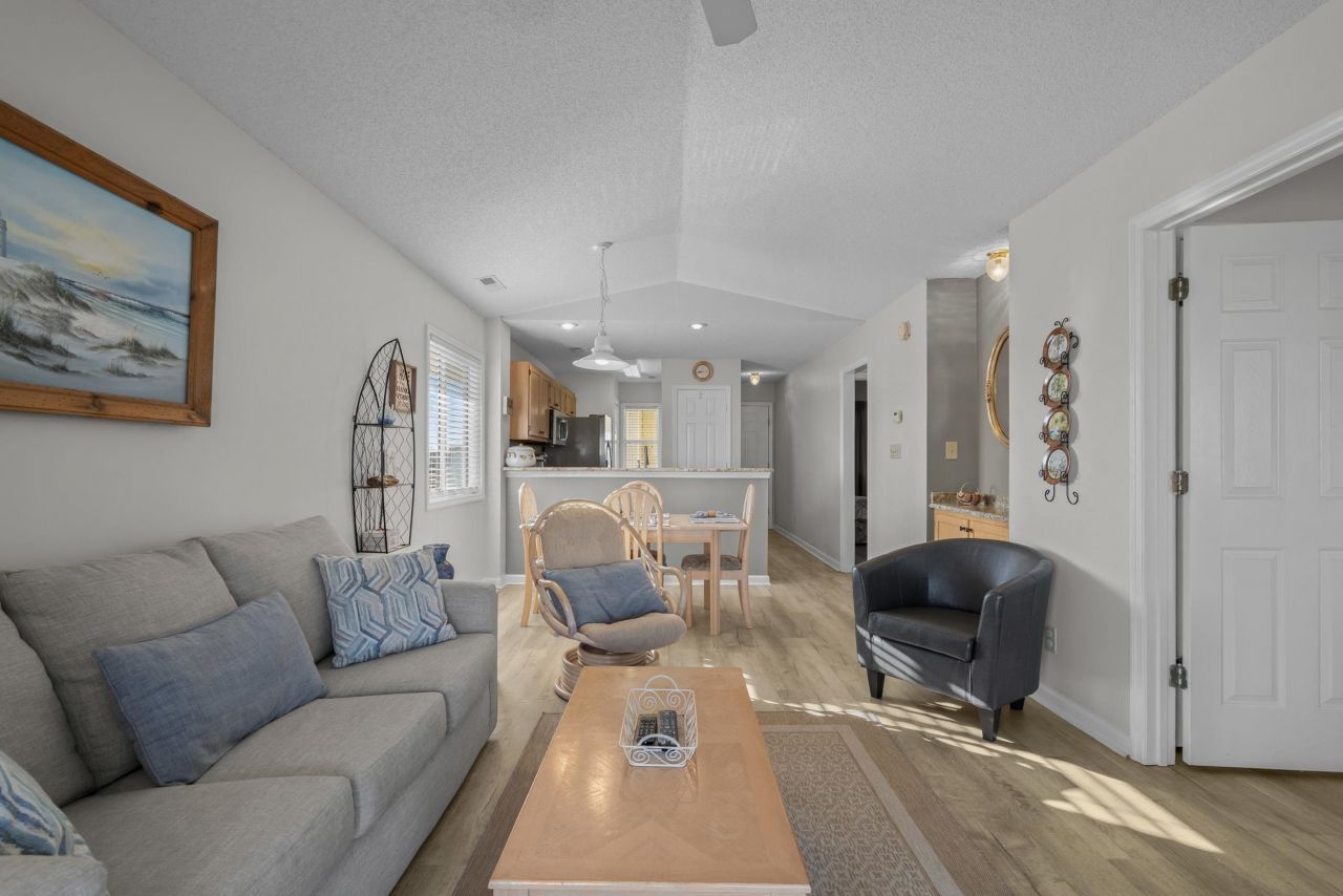 215 Landing Rd.  Photo 15