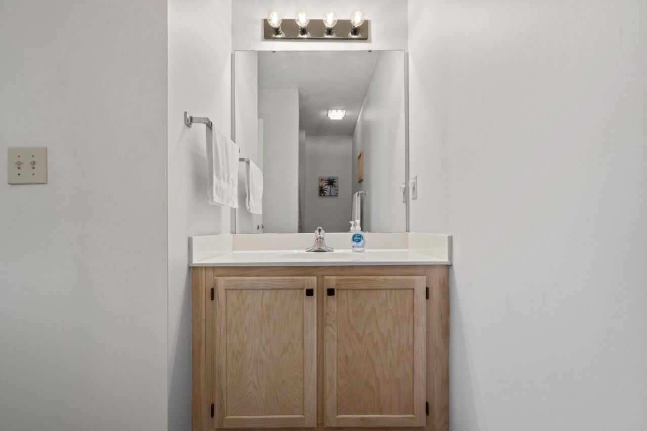 215 Landing Rd.  Photo 21