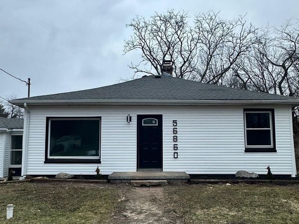 56860 Hollywood Boulevard, South Bend, IN 46619