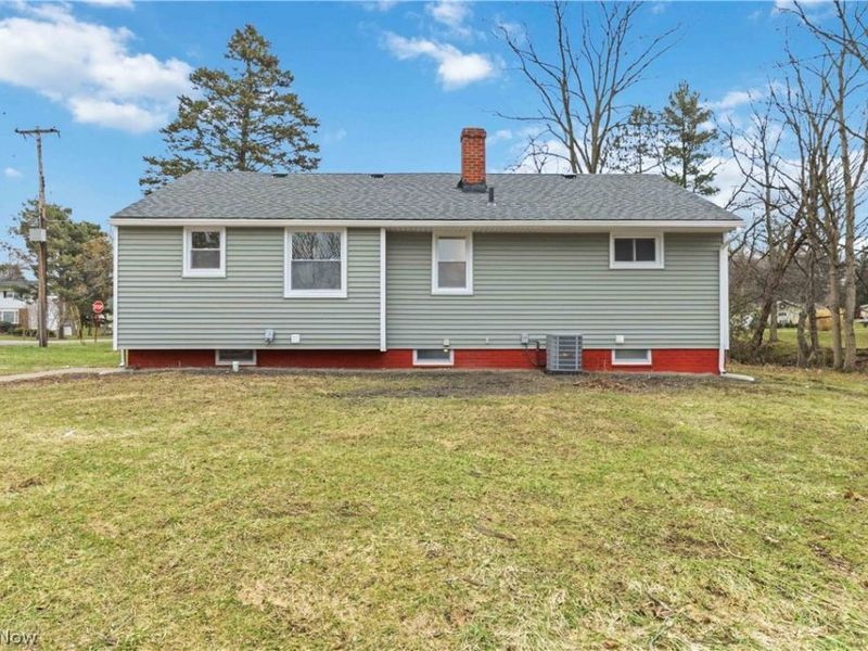 9486 York Road, North Royalton, OH 44133 Photo 10