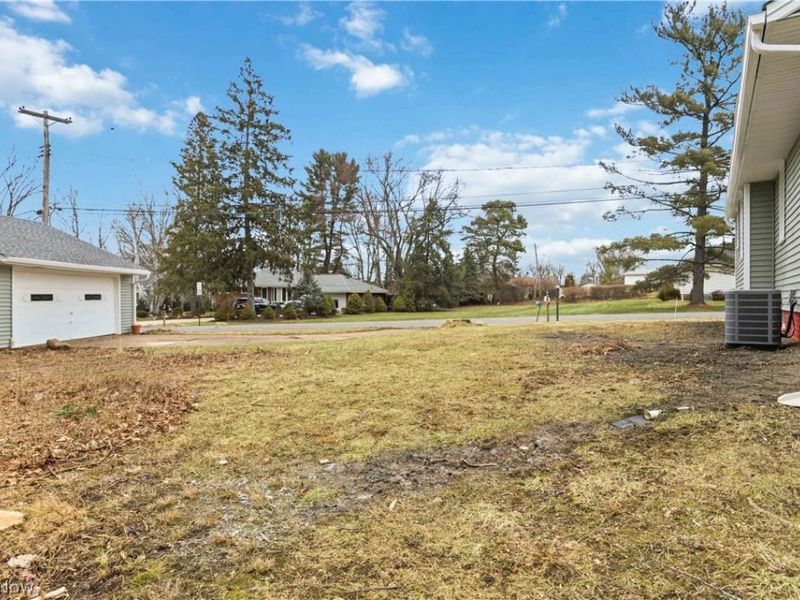 9486 York Road, North Royalton, OH 44133 Photo 8