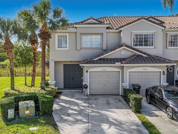 4702 NW 59 Manor, Coconut Creek, FL 33073