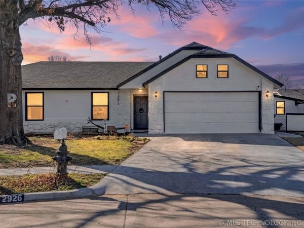 2926 S 122nd East Avenue , Tulsa, OK 74129
