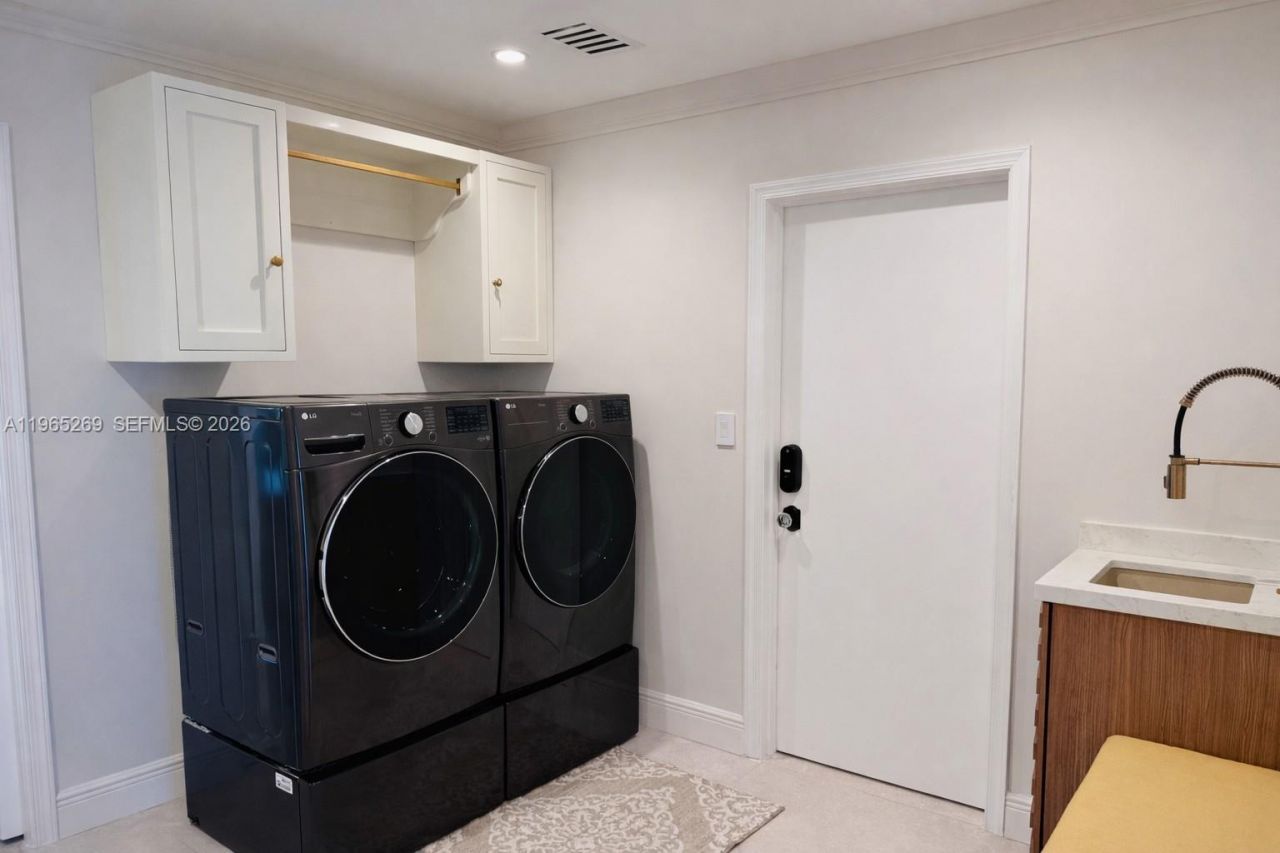 7440 SW 174th St, Palmetto Bay, FL 33157 Photo