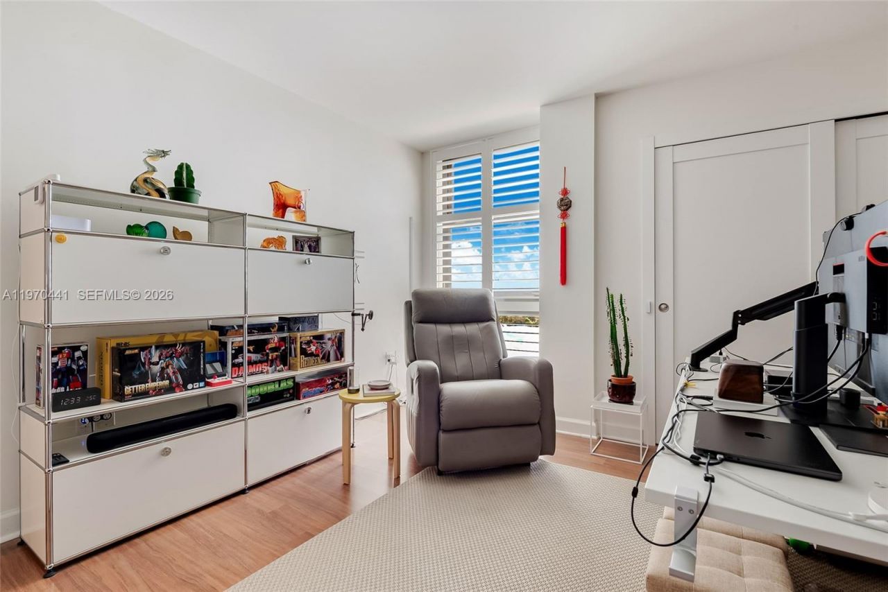 600 Biltmore Way, Unit 1018, Coral Gables, FL 33134 Photo