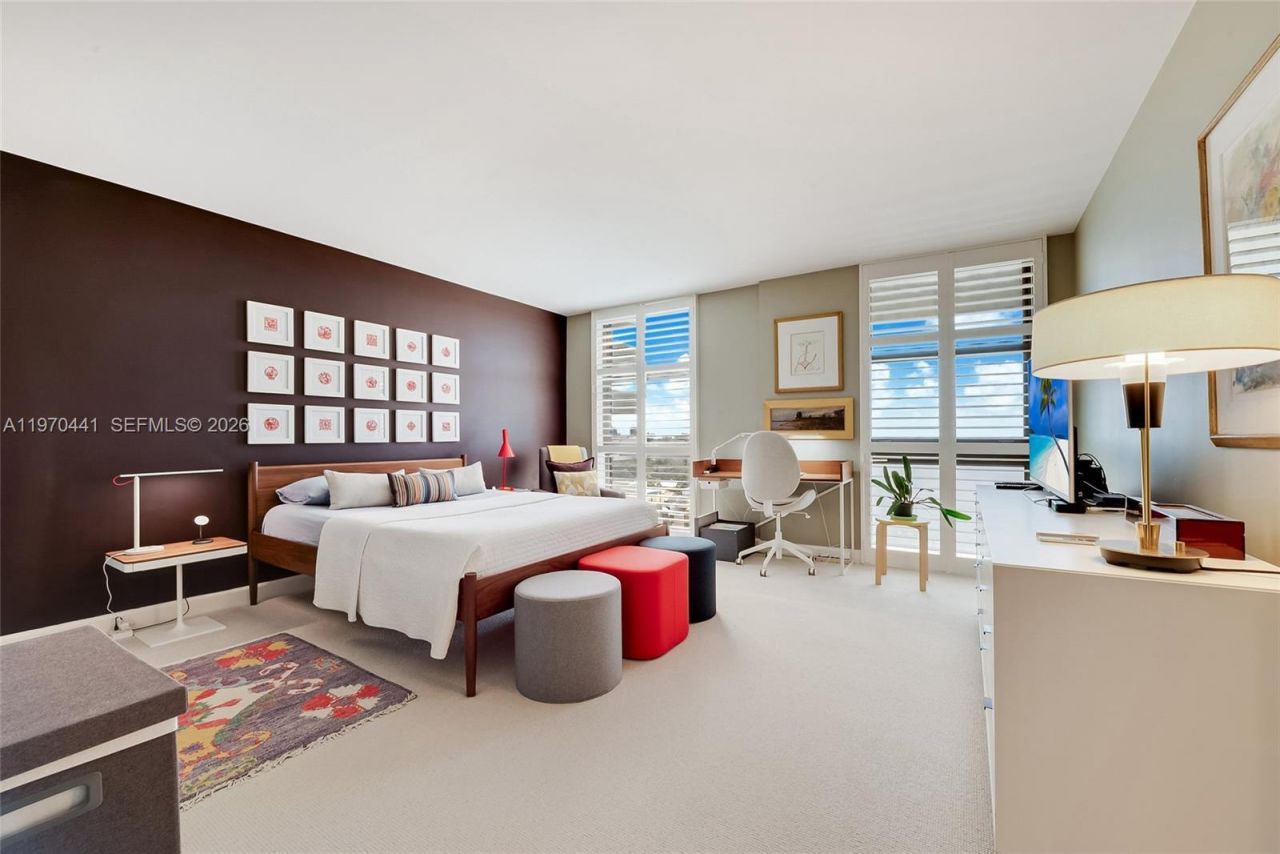 600 Biltmore Way, Unit 1018, Coral Gables, FL 33134 Photo