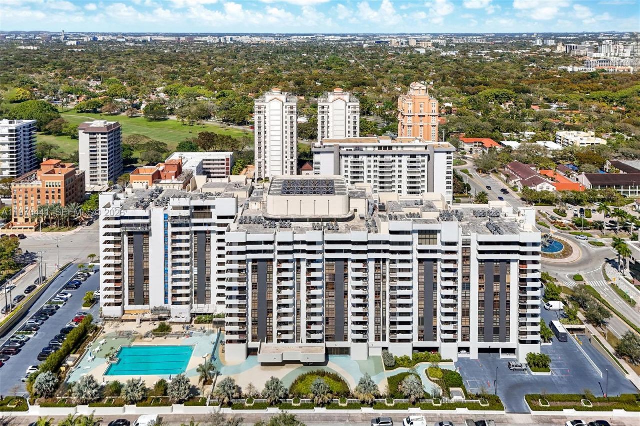 600 Biltmore Way, Unit 1018, Coral Gables, FL 33134 Photo