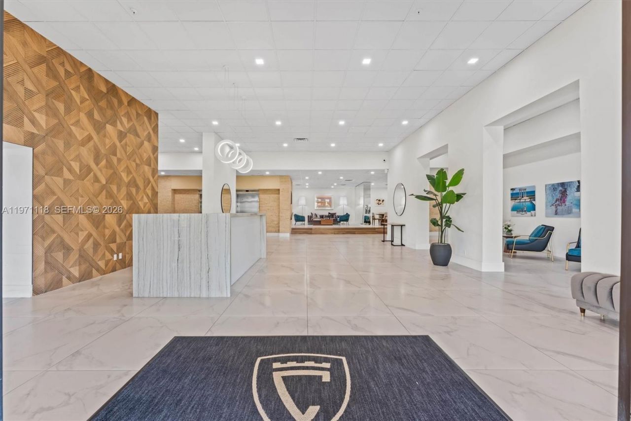 1900 Consulate Pl , Unit 2205, West Palm Beach, FL 33401 Photo