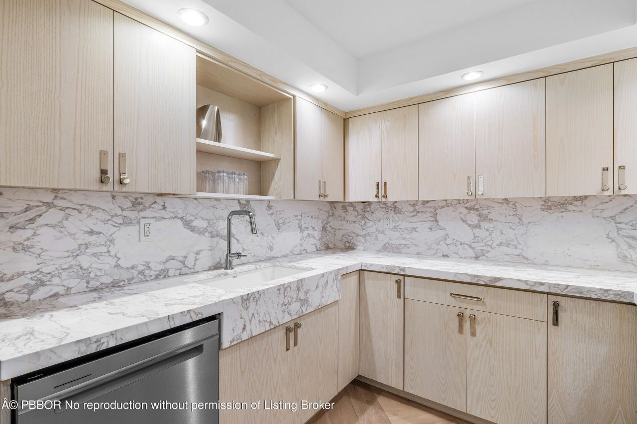 3250 S Ocean Boulevard, Unit 408S, Palm Beach, FL 33480 Photo