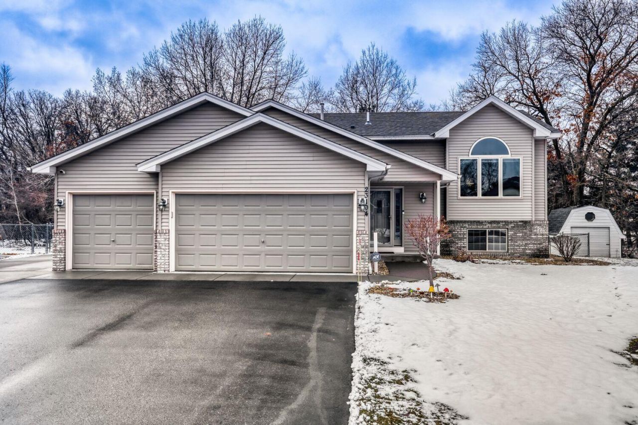 23104 Guarani Street Nw, Saint Francis, MN 55070 Main Photo