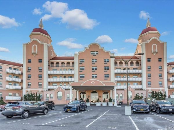 2 Richmond Road , Unit 4-O, Lido Beach, NY 11561