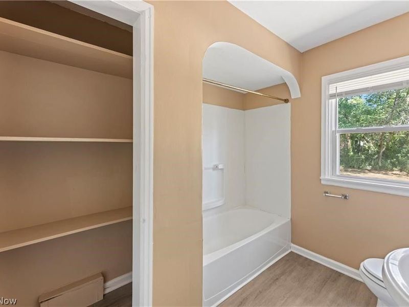 1255 Dover Avenue, Akron, OH 44320 Photo 13