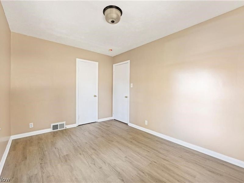 1255 Dover Avenue, Akron, OH 44320 Photo 16