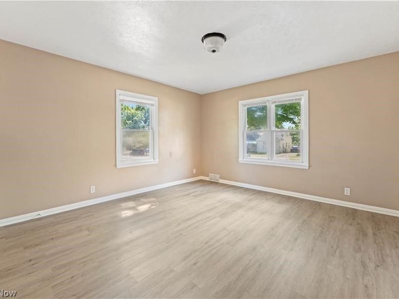 1255 Dover Avenue, Akron, OH 44320 Photo 17