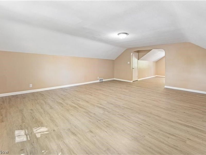 1255 Dover Avenue, Akron, OH 44320 Photo 22