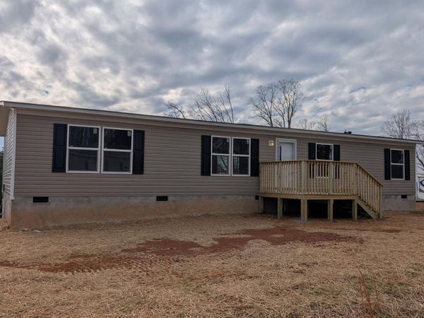 269 Laura Boling Loop Rd, Strawberry Plains, TN 37871