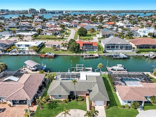 1160 Martinique CT , MARCO ISLAND, FL 34145