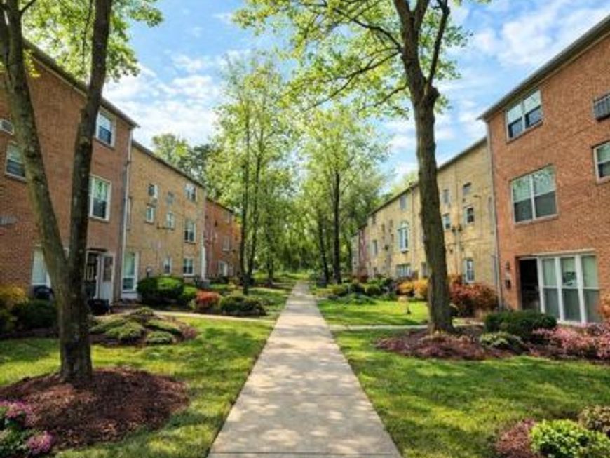 1631 Addison Road S, Unit 1631, District Heights, MD 20747 Main Photo