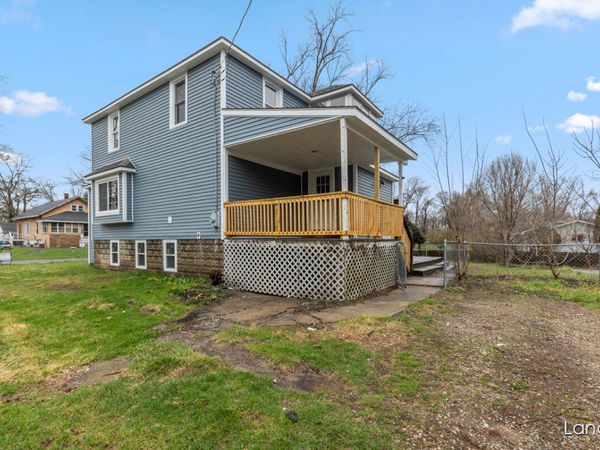 2206 Woodward Avenue, Kalamazoo, MI 49007