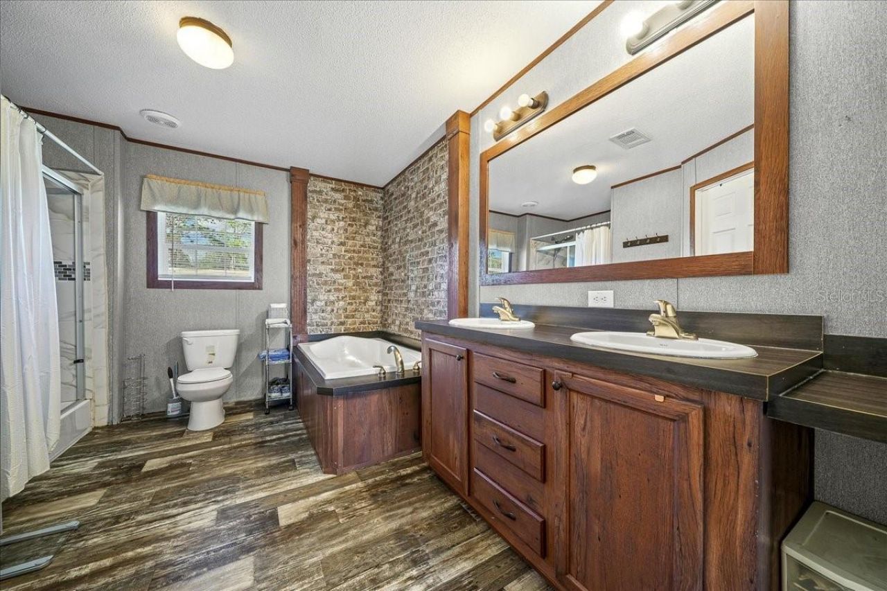 6270 SE 147th Court, Morriston, FL 32668 Photo