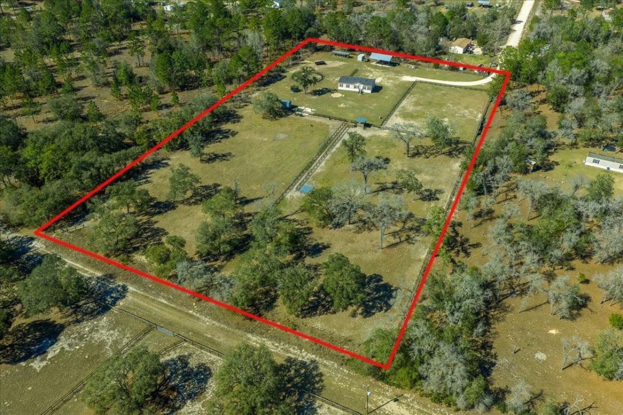 6270 SE 147th Court, Morriston, FL 32668 Photo