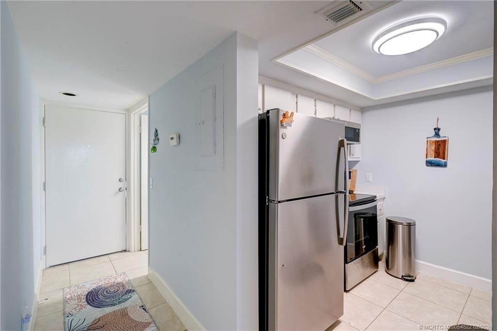 40 NE Plantation Road, Unit 309, Stuart, FL 34996 Photo