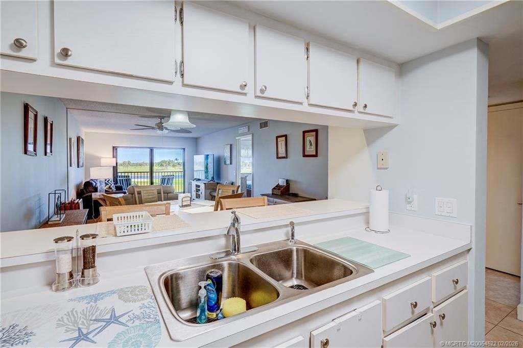 40 NE Plantation Road, Unit 309, Stuart, FL 34996 Photo