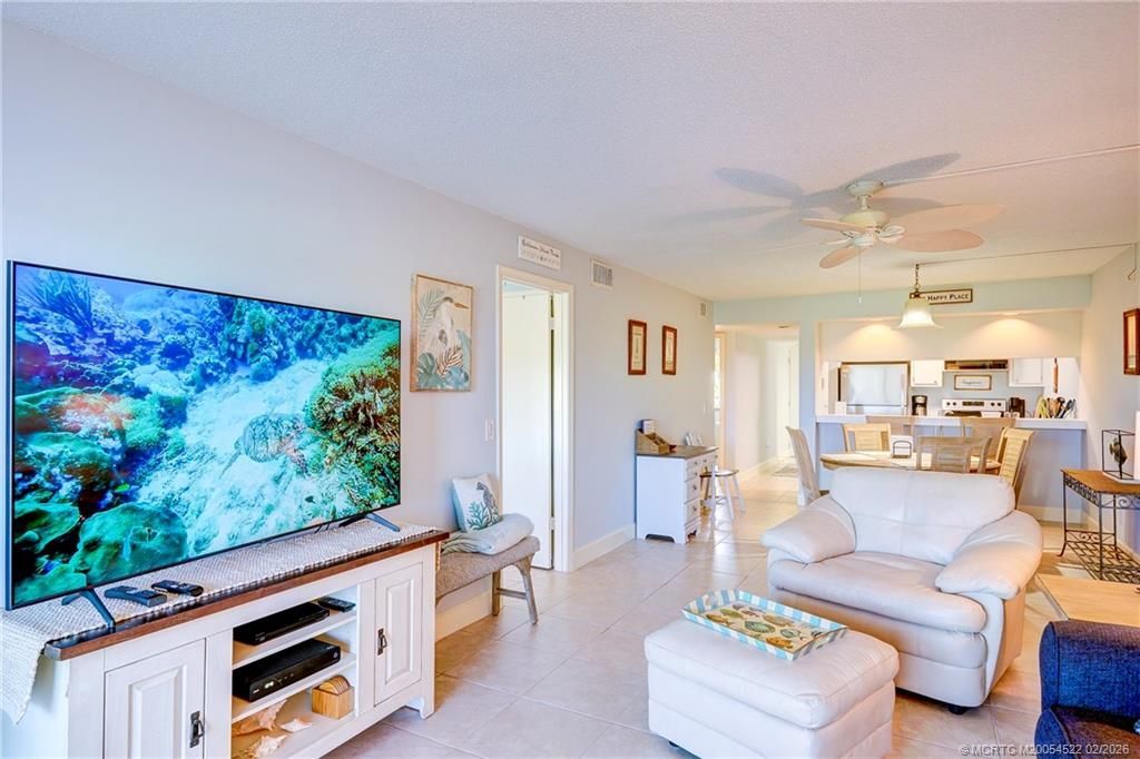 40 NE Plantation Road, Unit 309, Stuart, FL 34996 Photo