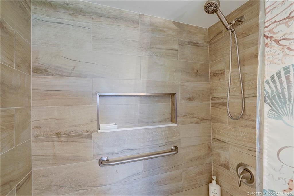 40 NE Plantation Road, Unit 309, Stuart, FL 34996 Photo